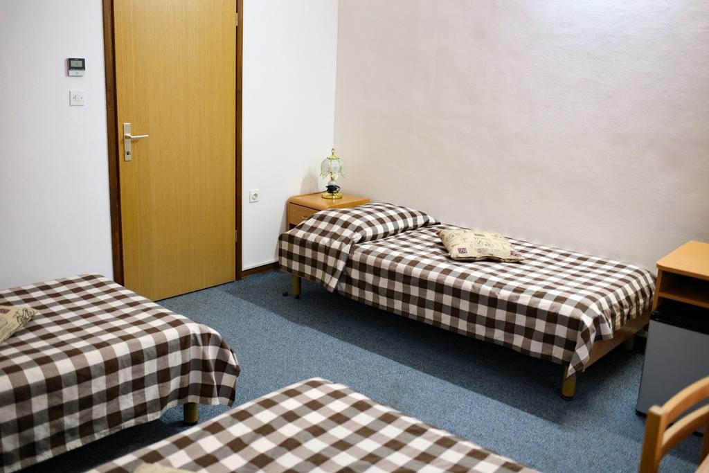 Hotel Veli Joze Póla Kültér fotó