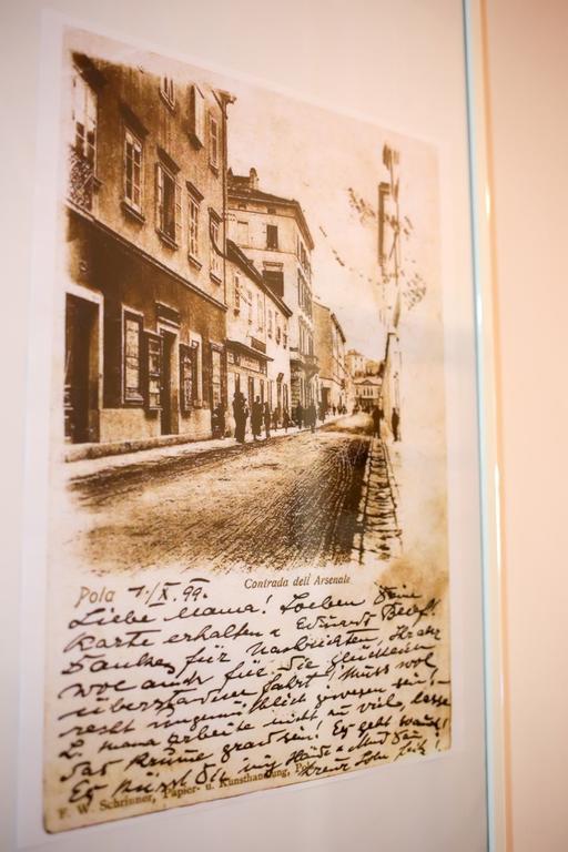 Hotel Veli Joze Póla Kültér fotó