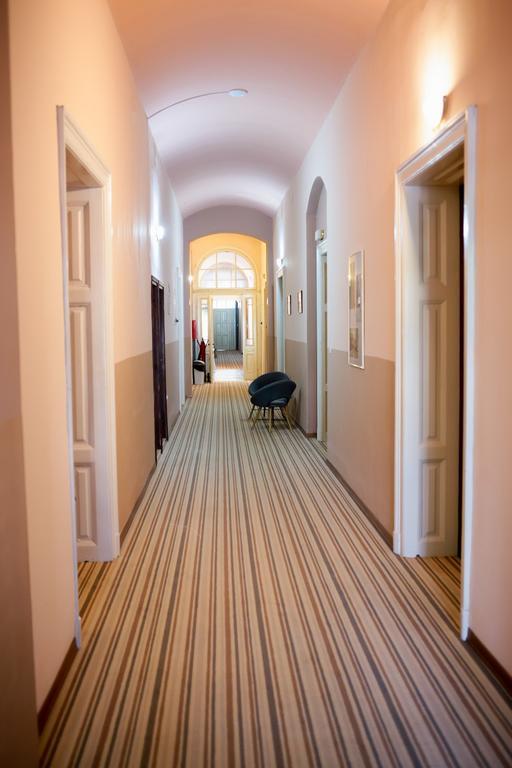 Hotel Veli Joze Póla Kültér fotó