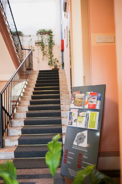 Hotel Veli Joze Póla Kültér fotó