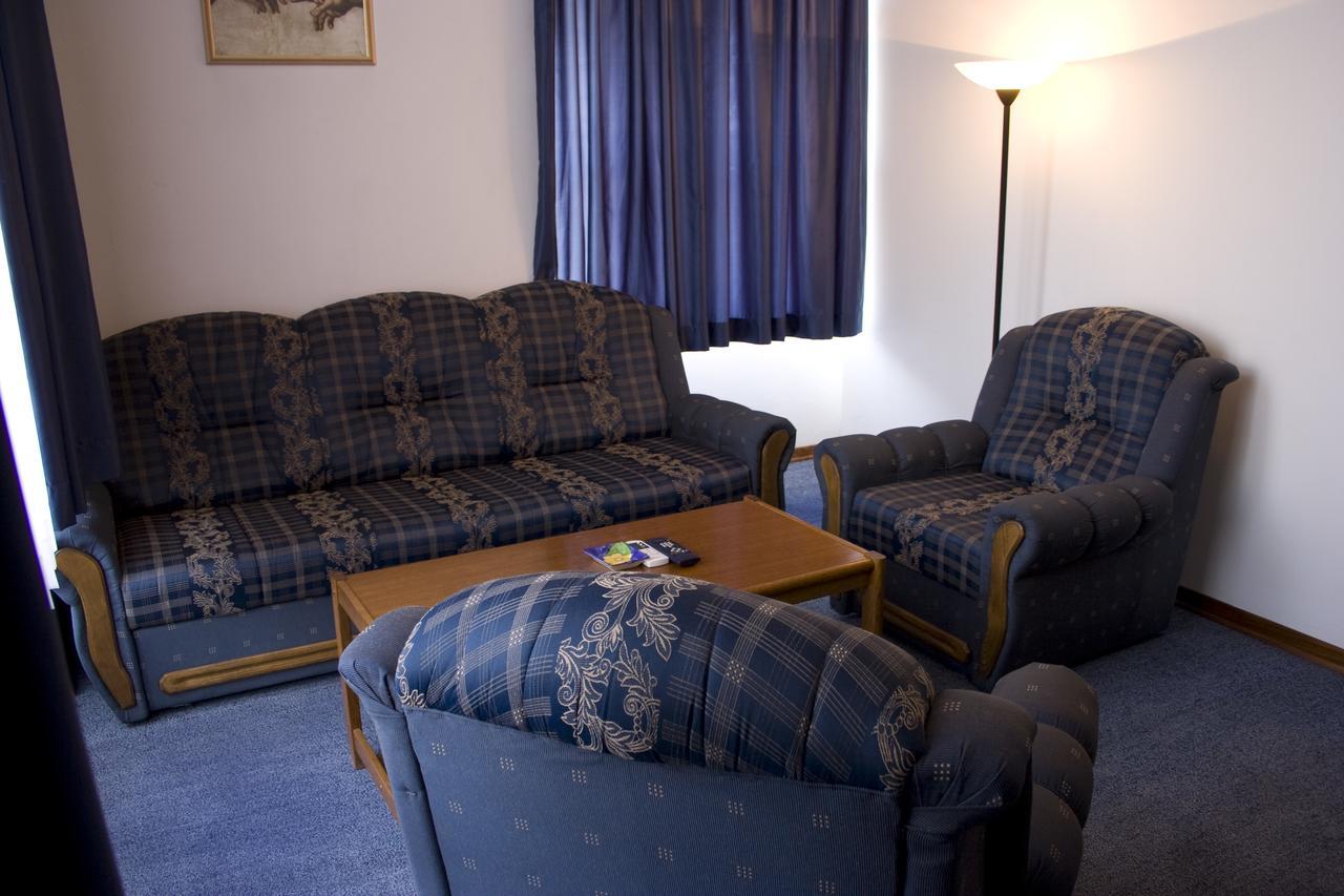 Hotel Veli Joze Póla Kültér fotó